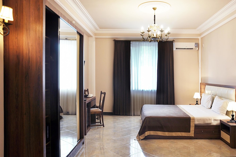 Luxury Room photo 2