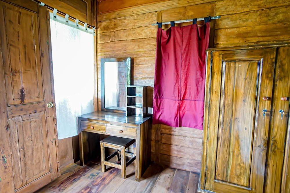 Standard Deluxe Room - Photo 9