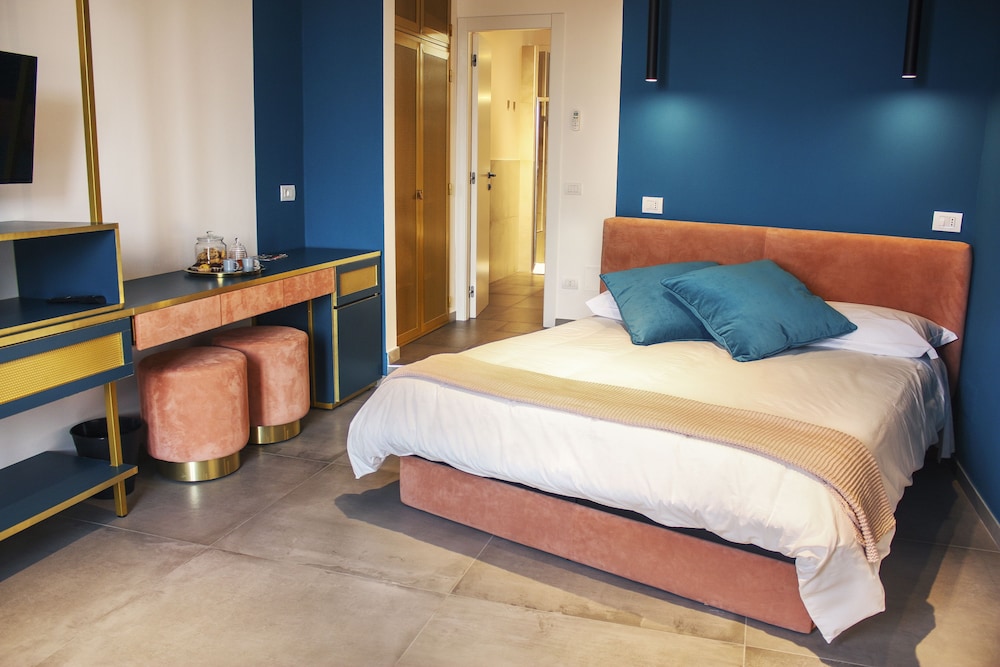 Deluxe Room, Partial Sea View (Quadrato)