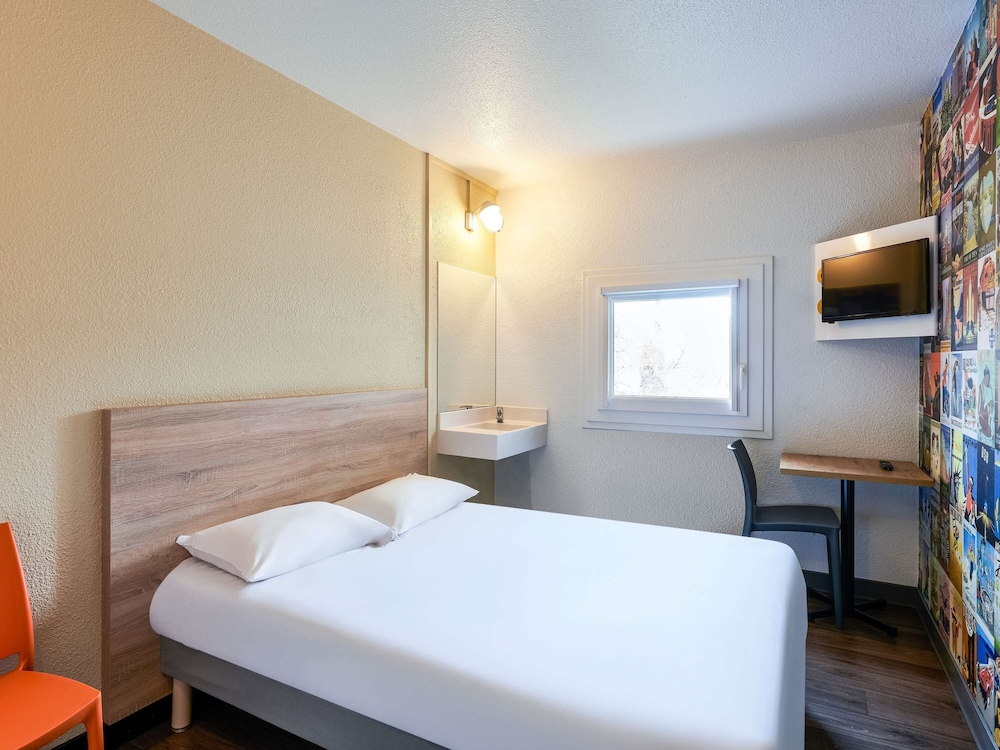Tandem Room for 2 travelers maximum. Les Basiques #ontheroad photo 1