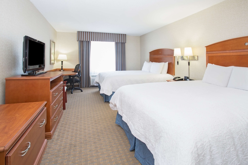 Room, 2 Queen Beds, Accessible, Non Smoking - Photo 1