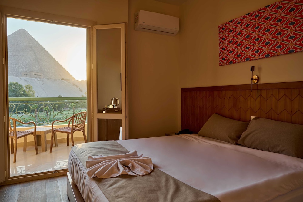 Deluxe Double Room, Golf View photo 2