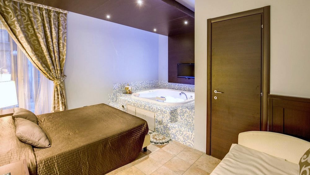 Suite photo 1
