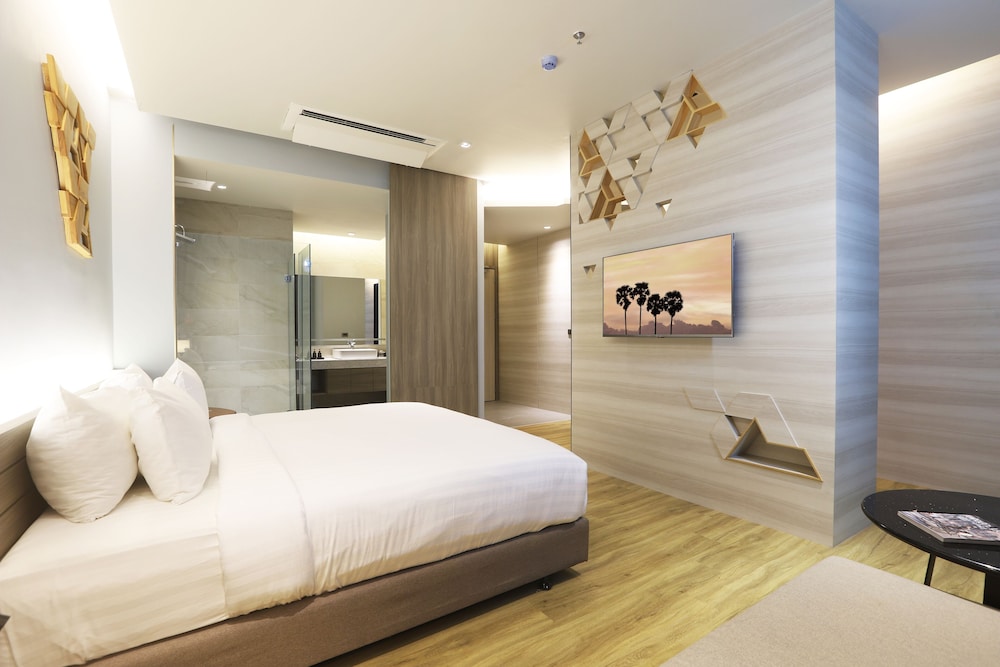 Deluxe Room, Terrace - Photo 1