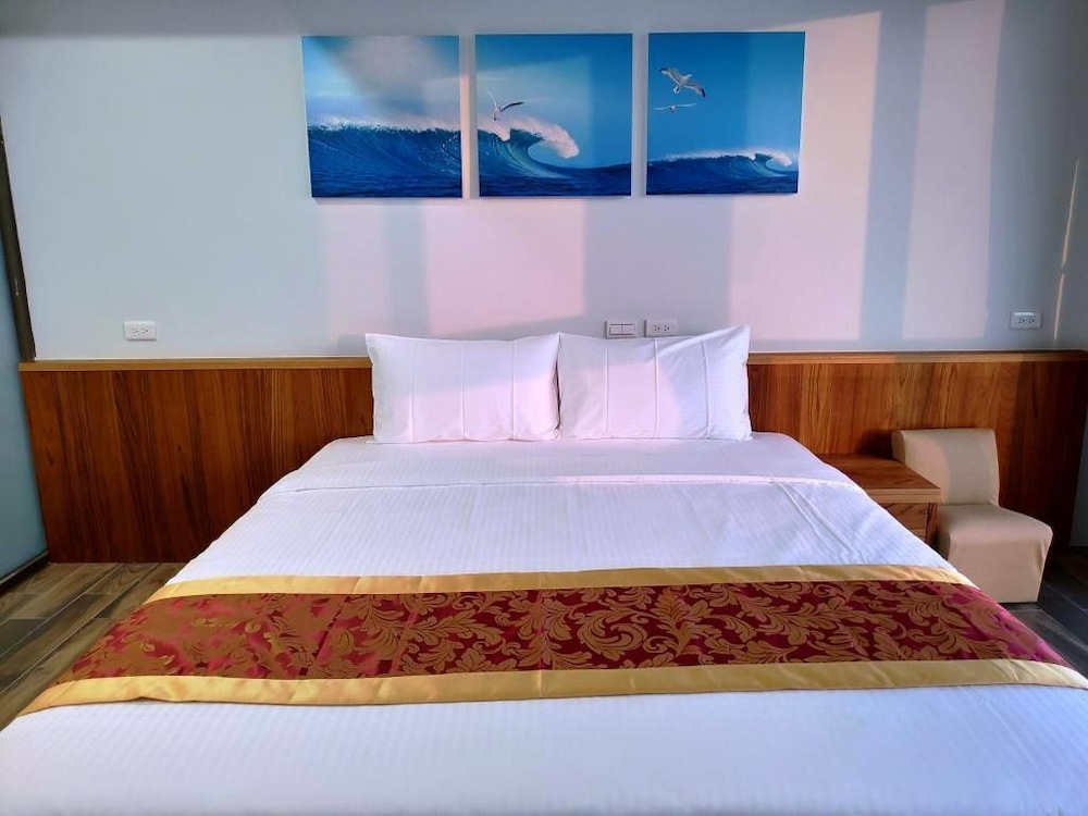 Deluxe Double Room photo 2