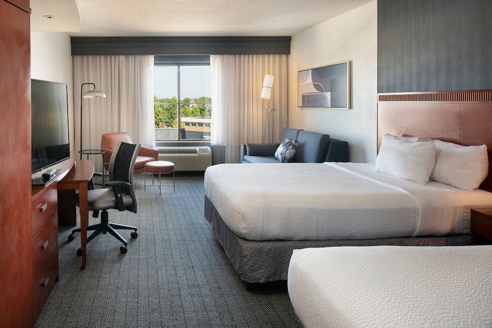 Room, Multiple Beds