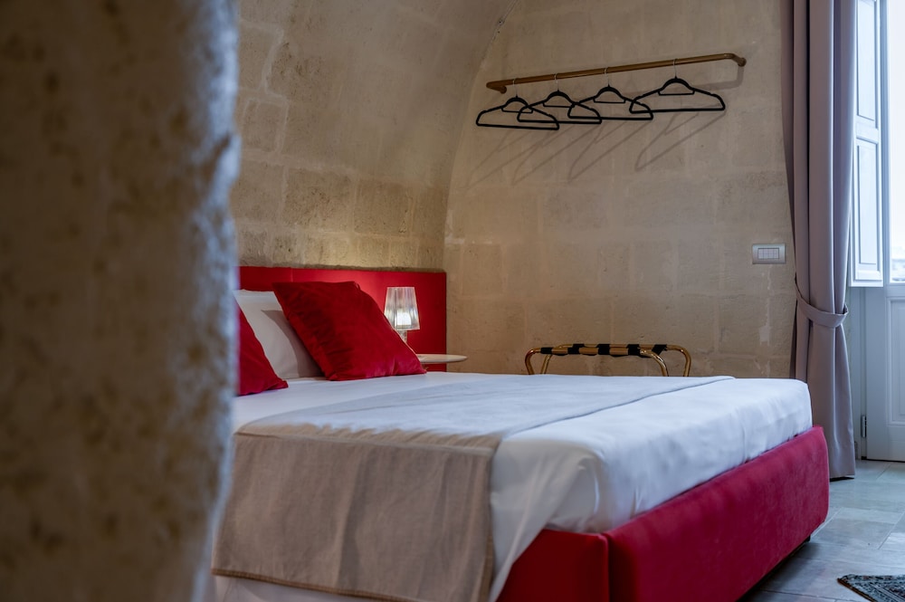 Deluxe Double Room, Hot Tub, Garden View (Camera delle Acque) - Photo 5
