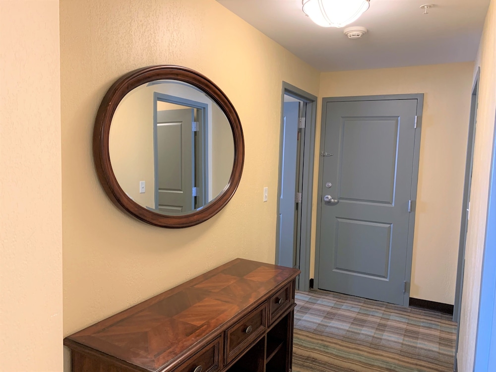 Deluxe Suite, 1 Bedroom, Fireplace (Kitchen) - Photo 9