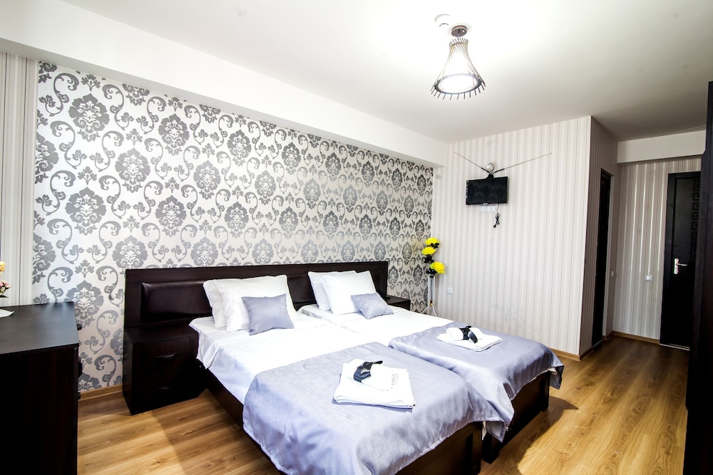 Double or Twin Room photo 1