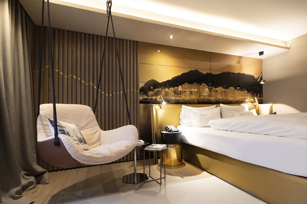 Design Double Room (Innsbruck) - Photo 6