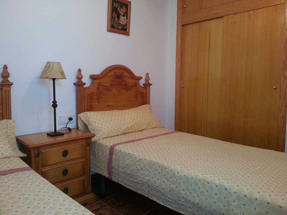 Double or Twin Room, Shared Bathroom photo 3
