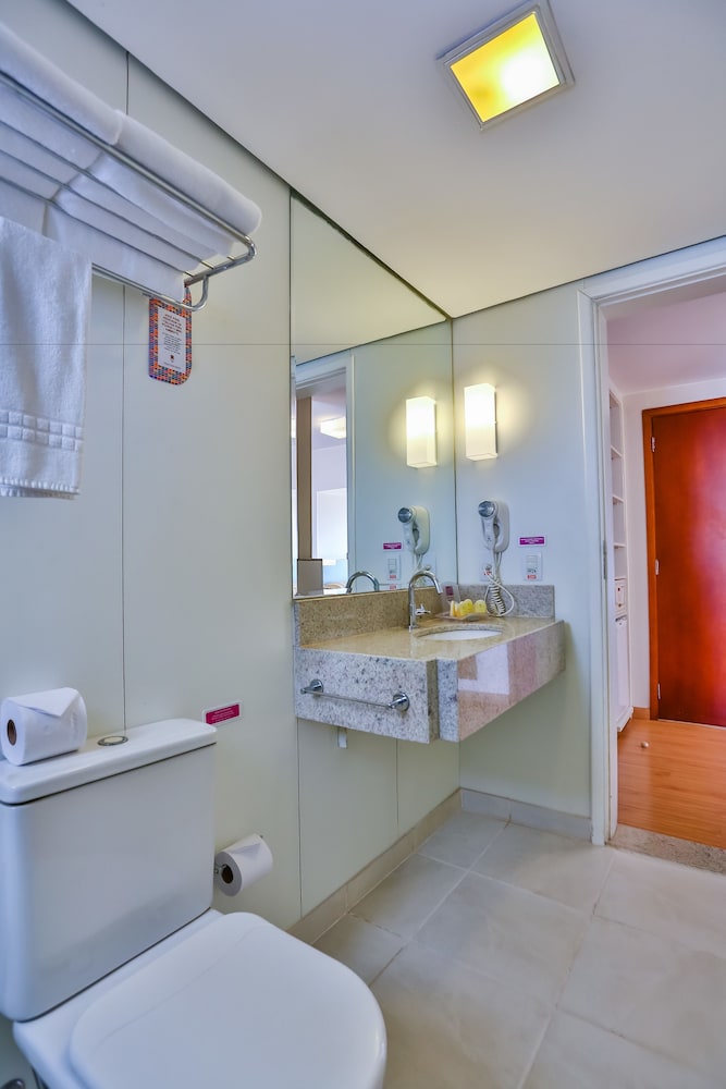 Standard Single Room - Photo 6