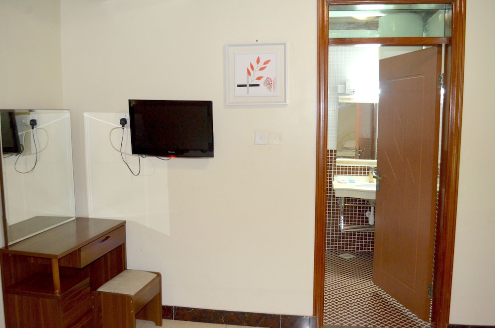 Single Room, City View
