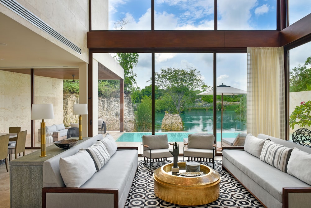 Studio Suite (Cenote)