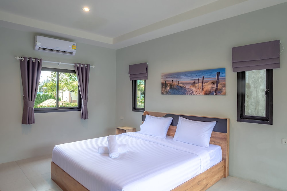 2 Bedroom House - Photo 10
