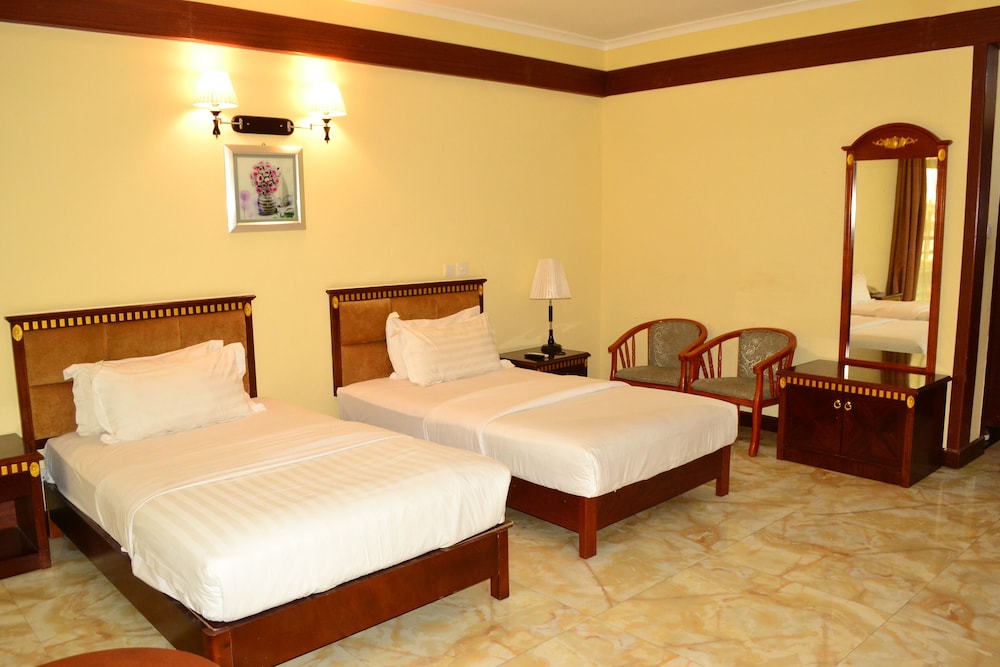 Standard Twin Room, 2 Bedrooms photo 1