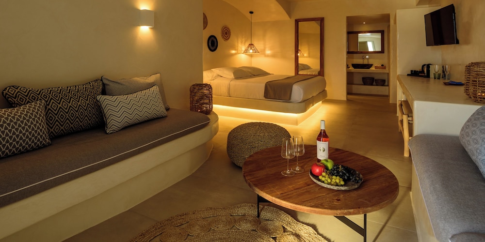 Deluxe Triple Room - Photo 15