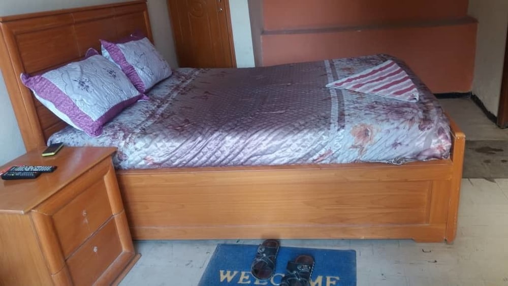 Standard Room - Photo 13