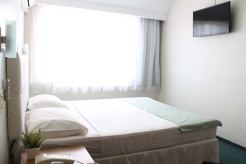 Comfort Double Room, 1 Double Bed - Photo 3