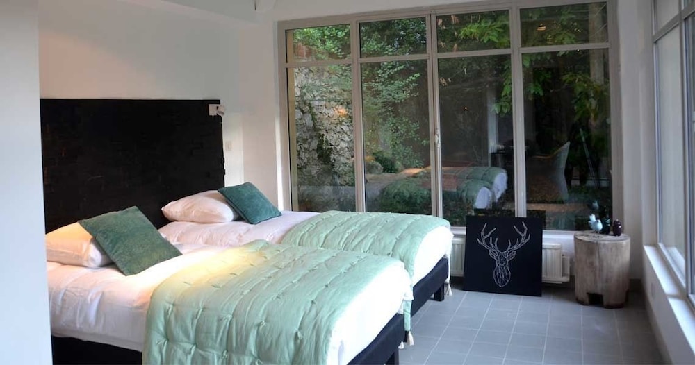 Junior Suite, 2 Twin Beds, Non Smoking, Park View photo 1