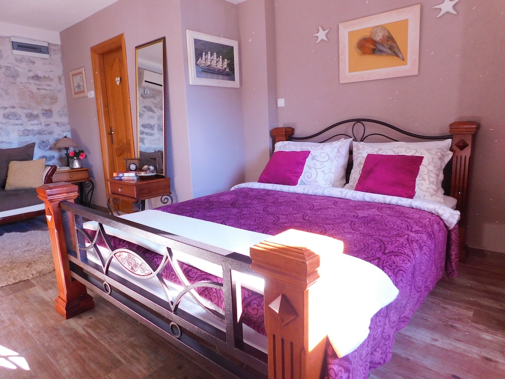 Comfort Suite, Kitchen, Sea View