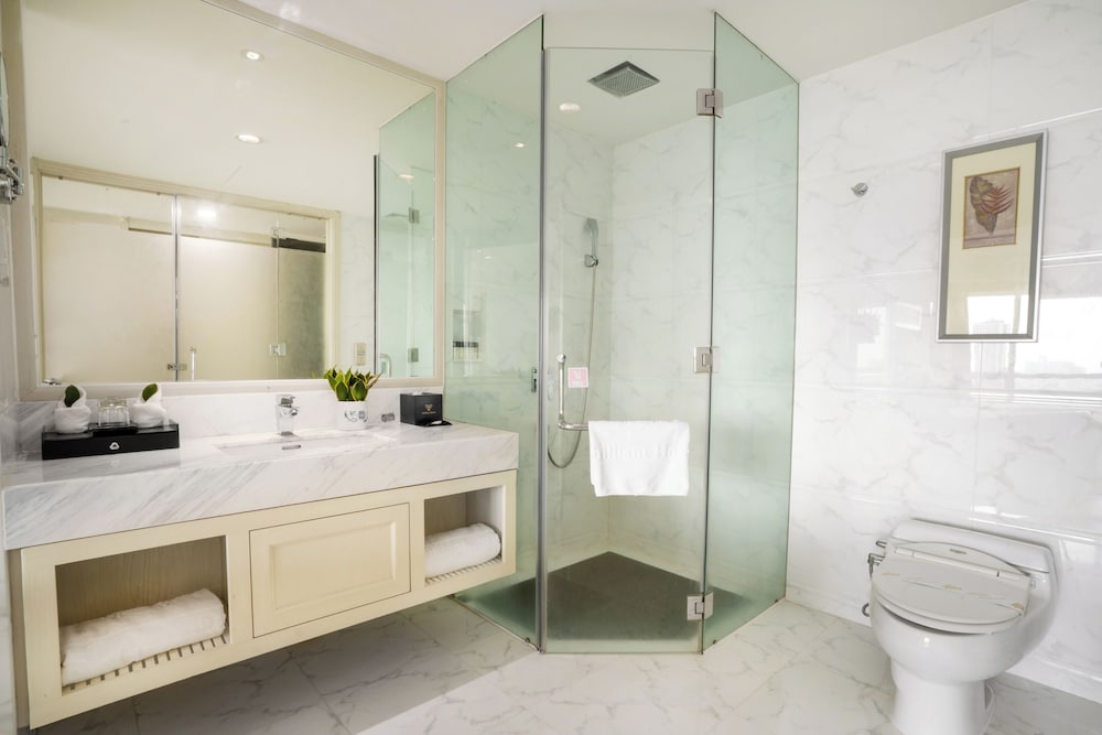 Junior Suite Double River Front - Photo 9