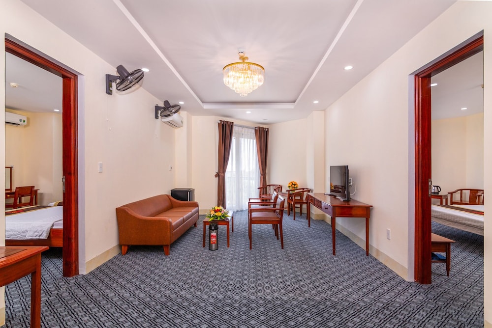 Deluxe Suite