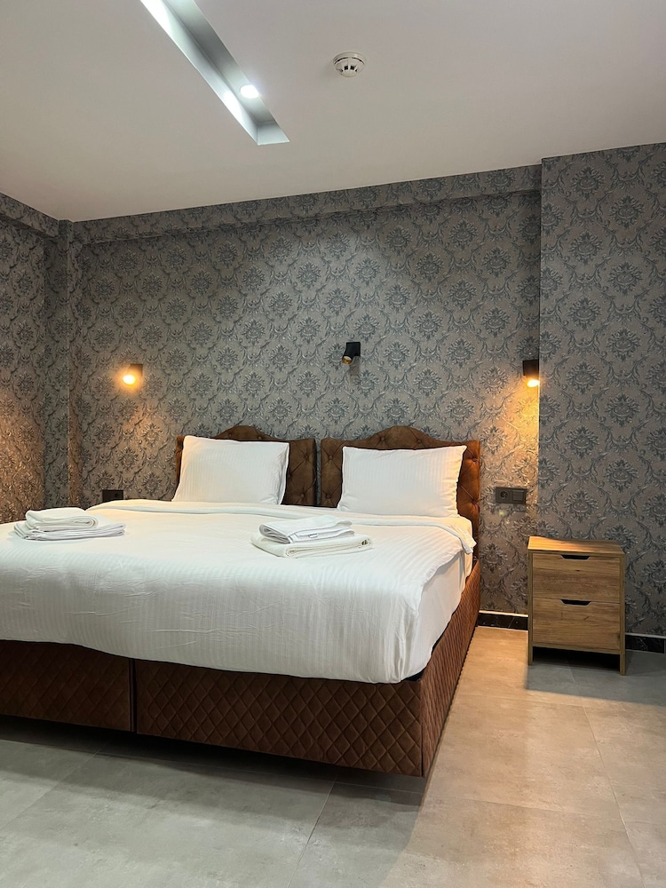 Standard Double Room, City View photo 1