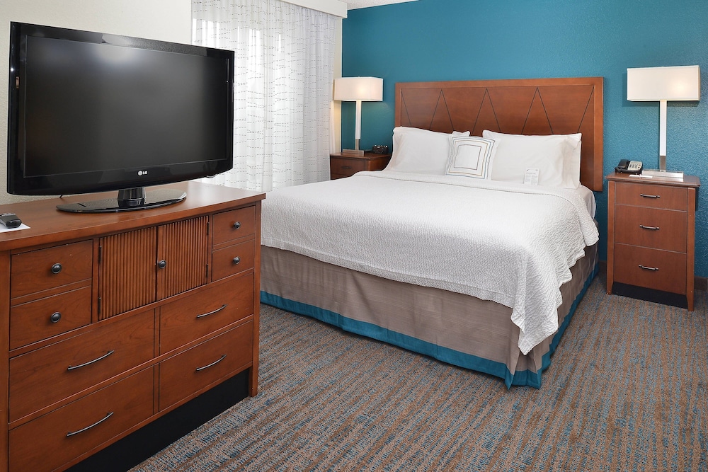 Studio Suite, 1 King Bed with Sofa bed (Mobility/Hearing Access, Transf Shwr) - Photo 1