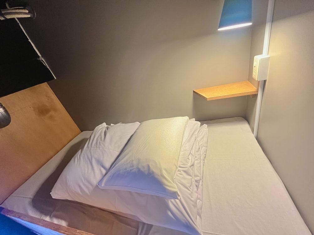 Basic Twin Room photo 3