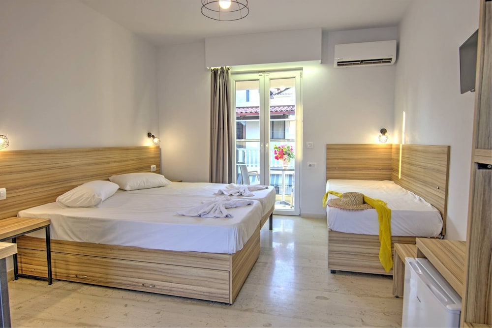 Superior Double or Twin Room photo 1