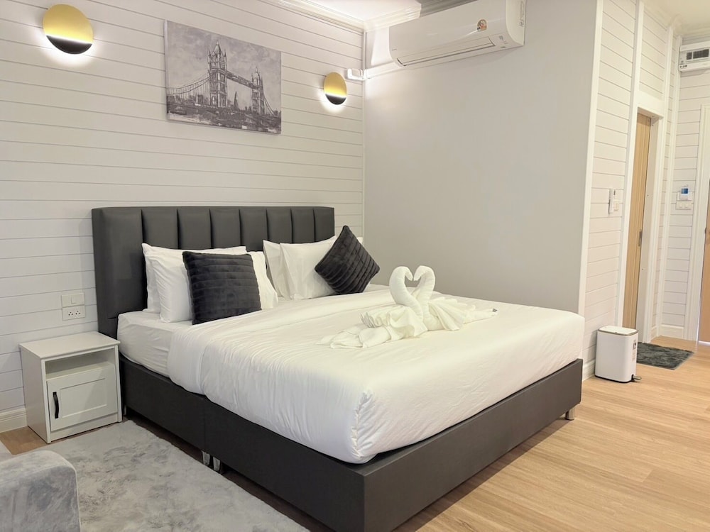 Superior Queen Room - Photo 1