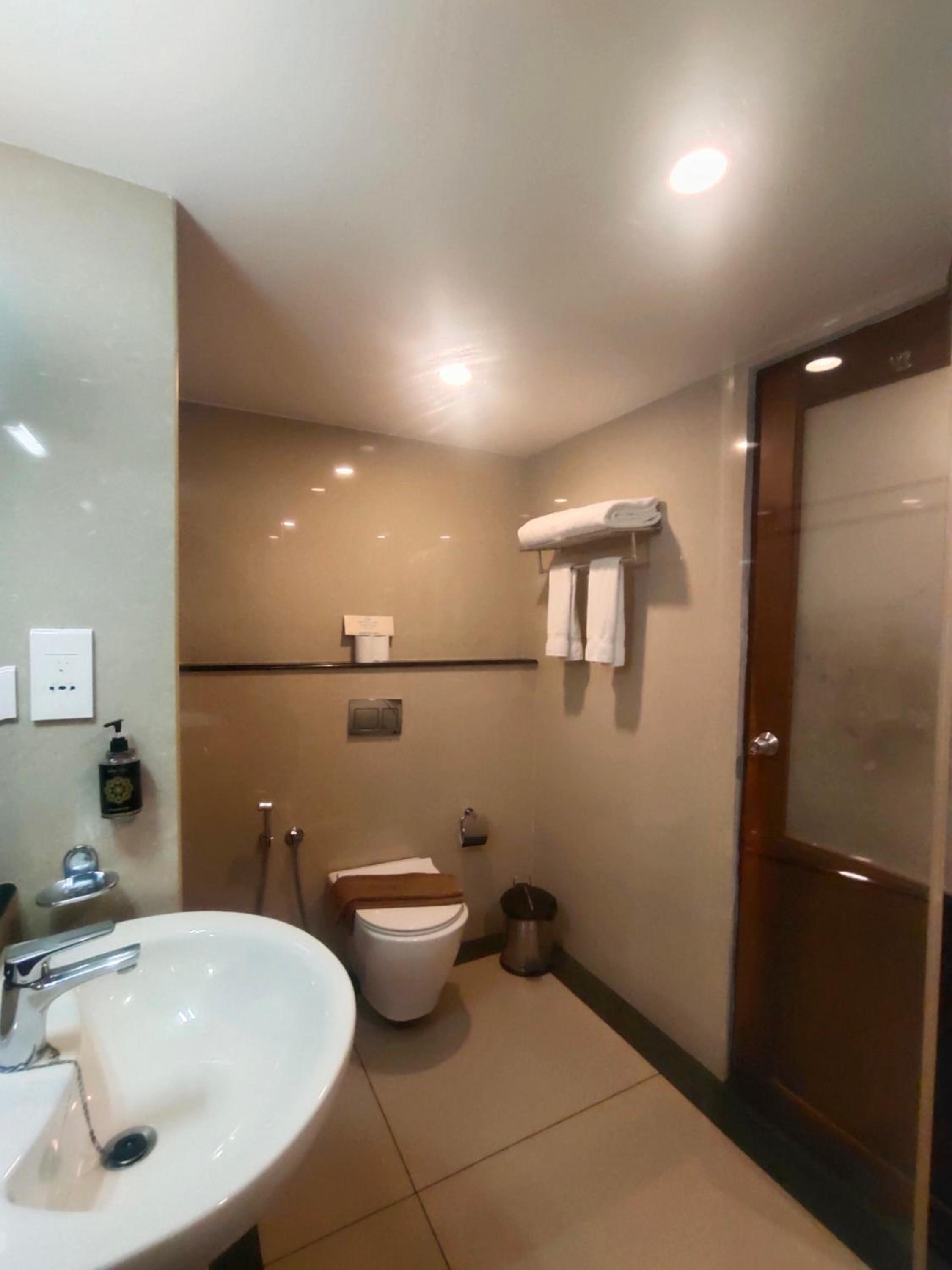 Beach Grove - Partial Sea View - Photo 18