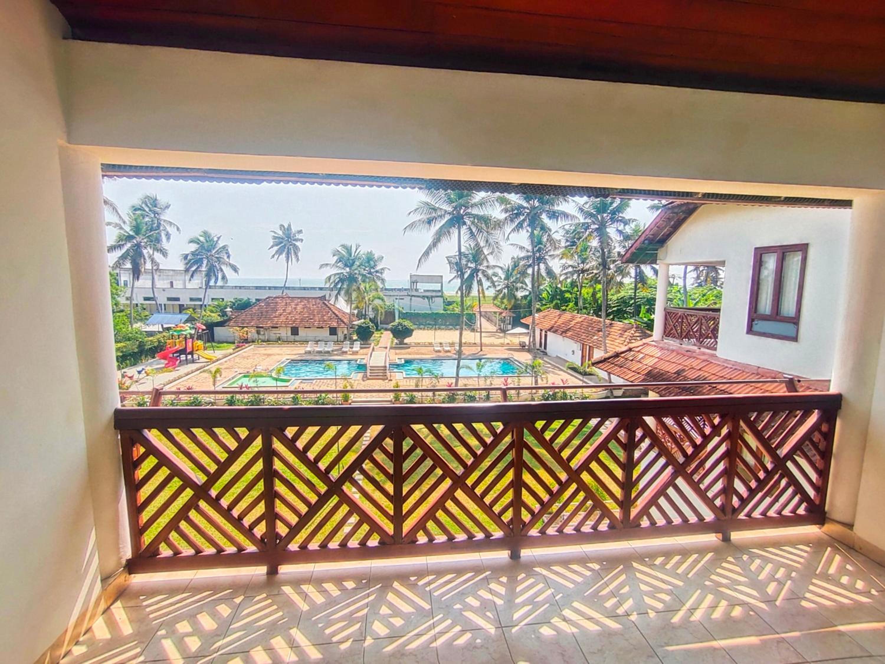 Beach Grove - Partial Sea View - Photo 11