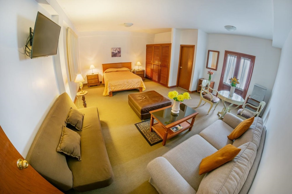Suite, 1 Double Bed photo 1