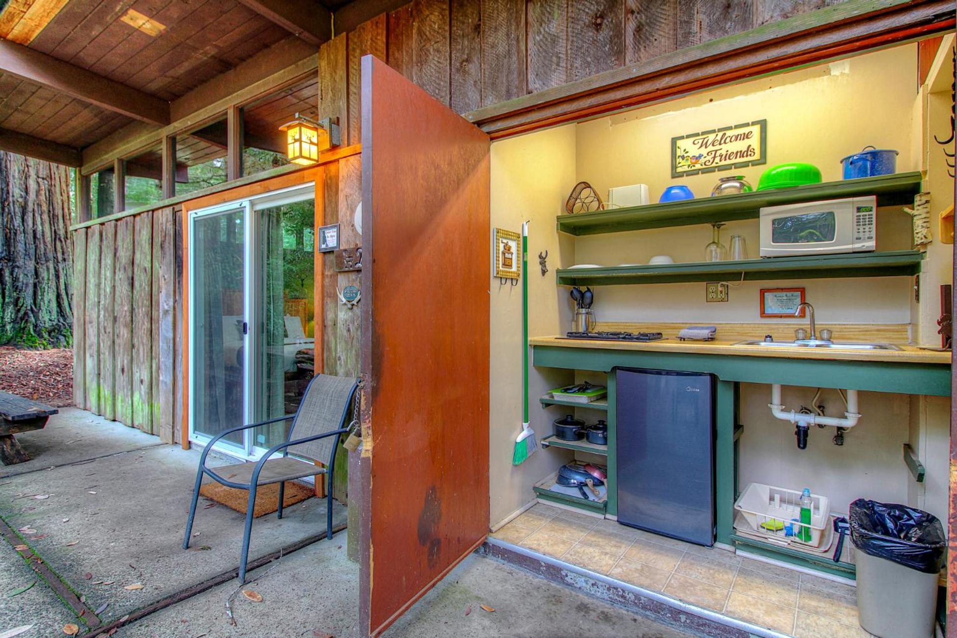 Bungalow with Patio photo 2