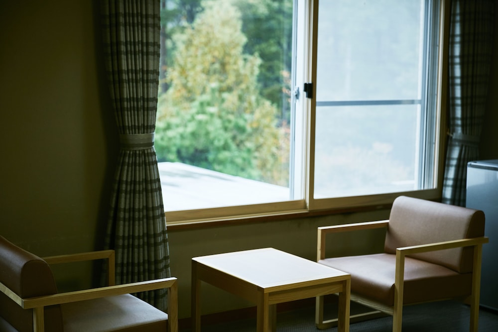 Japanese-Style Room A, Non Smoking (Guest May Hear Monitor Sound As Located Above The Machine Room) photo 3