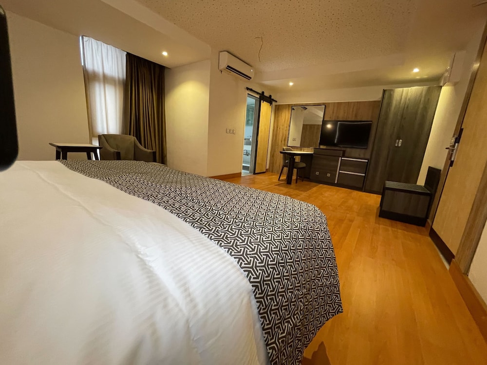 Superior Single Room, 1 Bedroom, Non Smoking photo 1