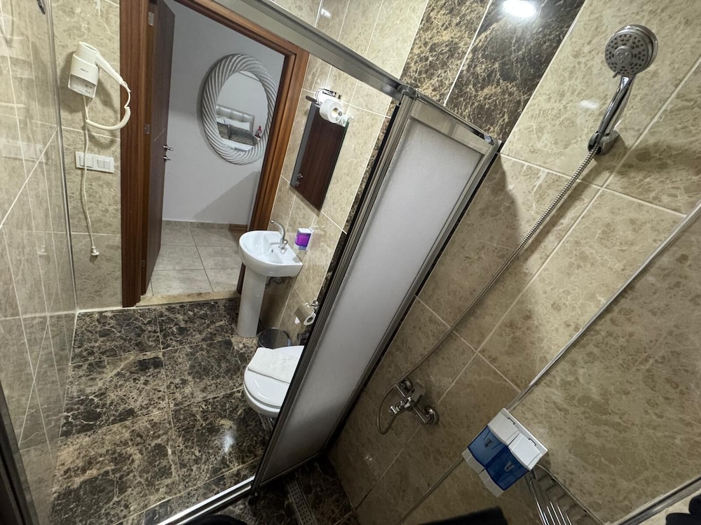 Superior Triple Room photo 2
