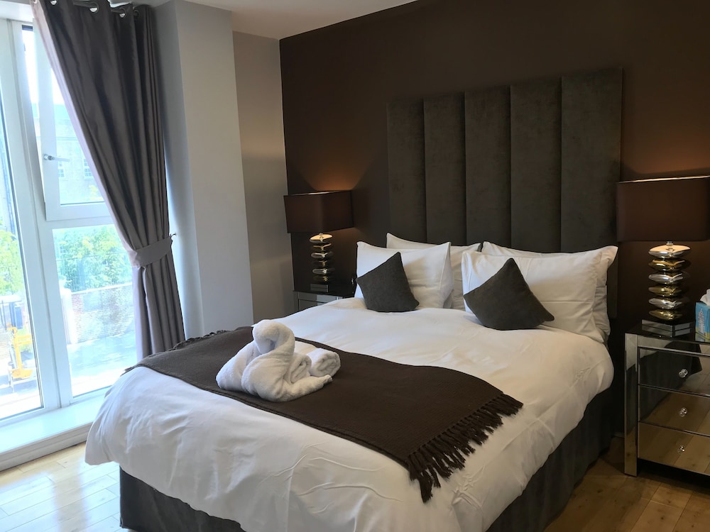 Family Quadruple Room, 1 Double Bed With Sofa Bed photo 2