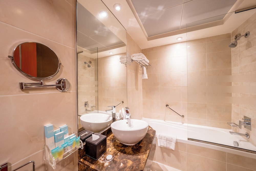 Executive Suite, 1 King Bed photo 2