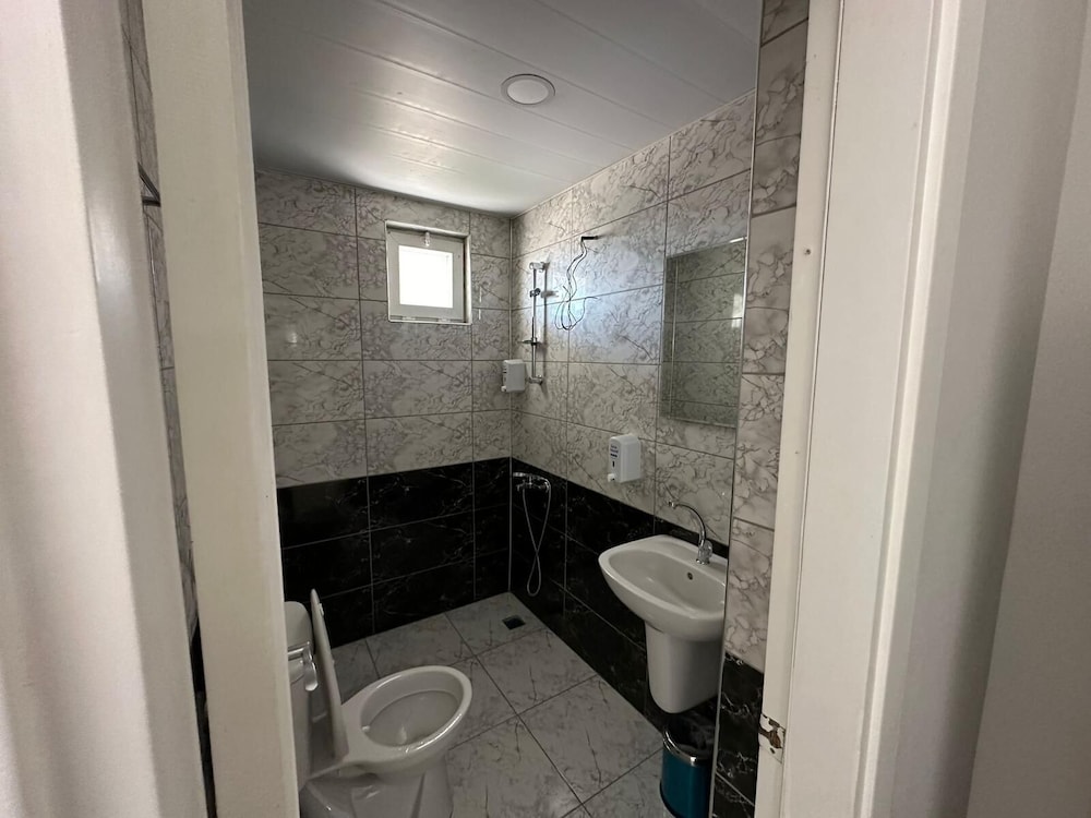 Standard Triple Room - Photo 3