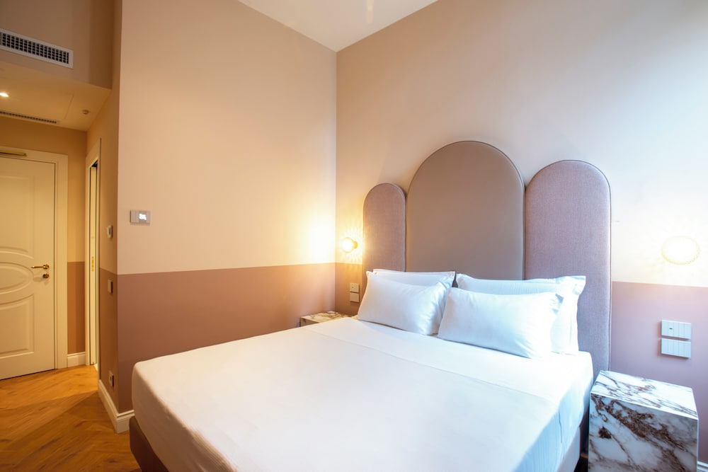 Deluxe Double Room, Canal View photo 1