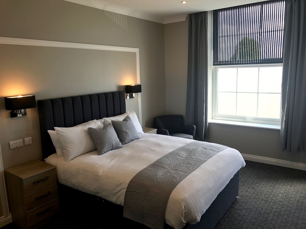 Superior Double Room, 1 King Bed, Accessible photo 2