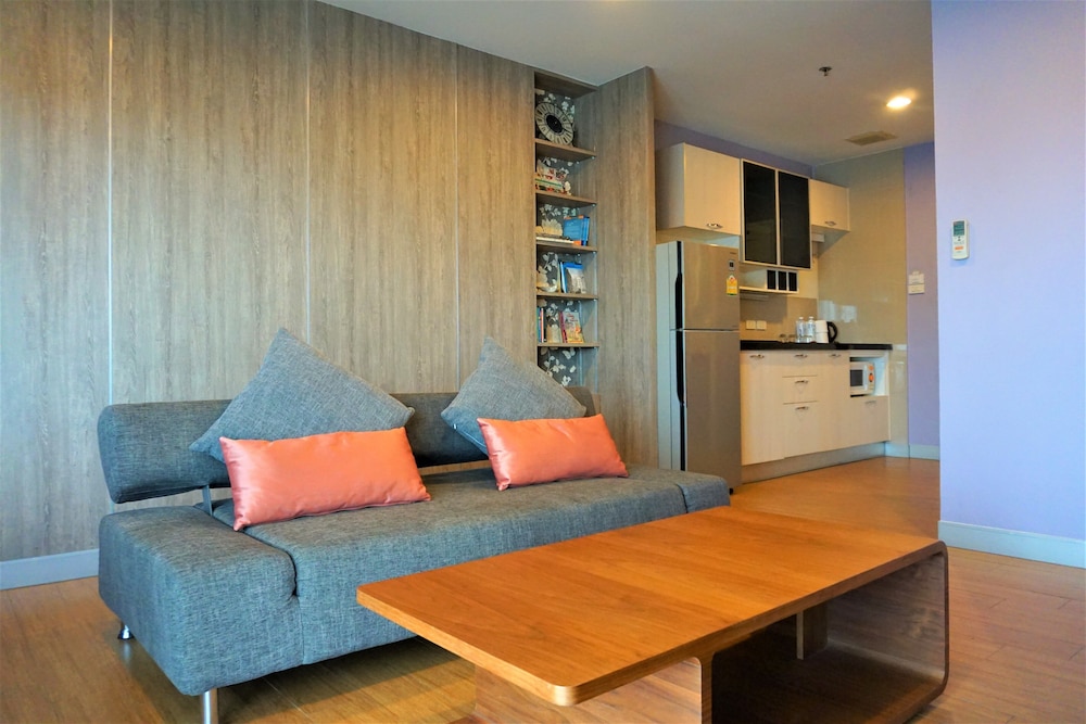 Superior Suite, Non Smoking, Kitchenette photo 3