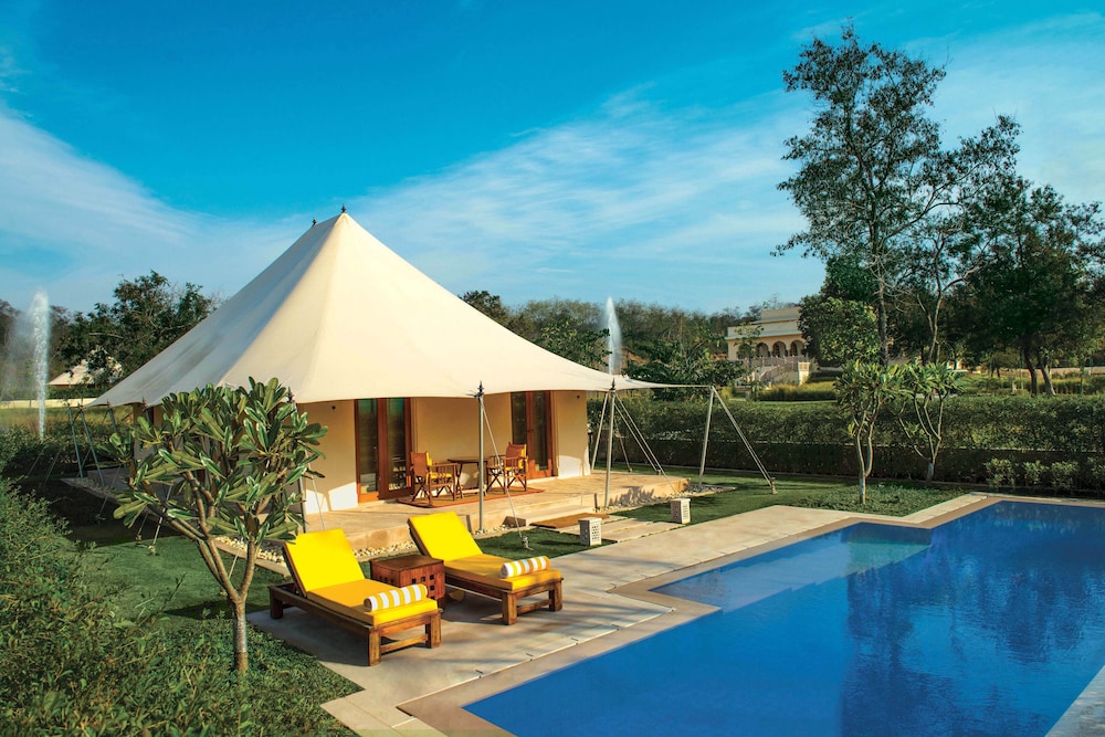 Royal Tent, Private Pool (Forest)