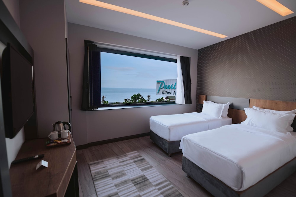 Superior Twin Room with Sea View photo 1