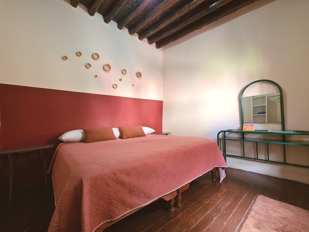 Habitación básica, 1 cama doble, vista al jardín photo 1