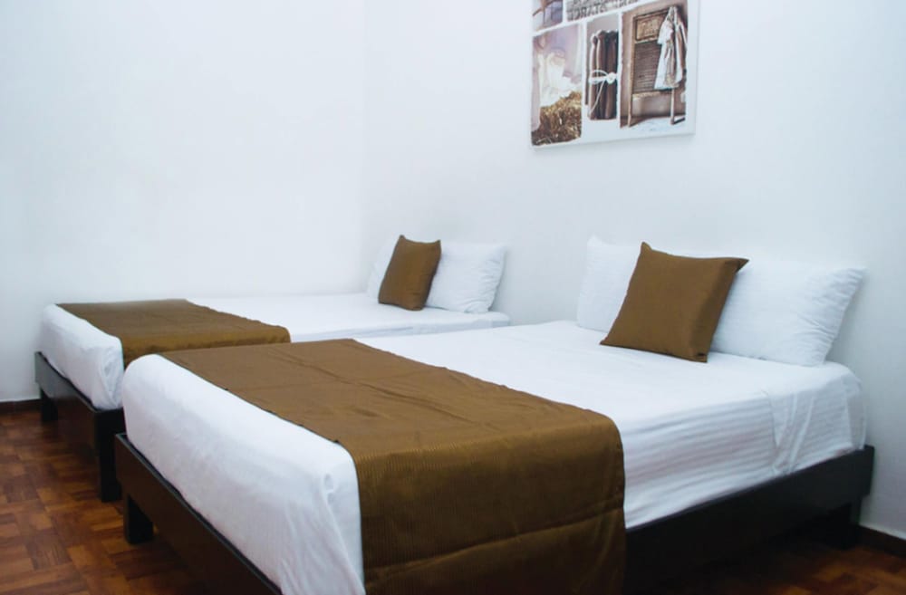 Junior Double Room, 2 Queen Beds, Non Smoking, City View photo 2