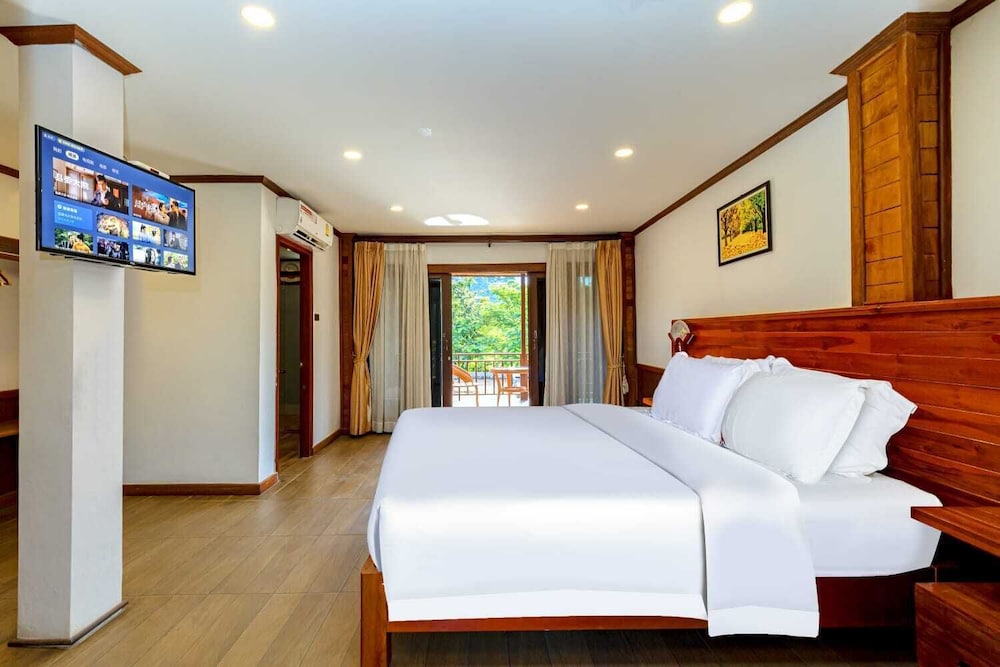 Deluxe Double A with Balcony